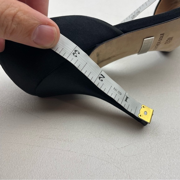 Badgley Mischka Black Satin Embellished Heels Size 8.5 - Picture 9 of 10